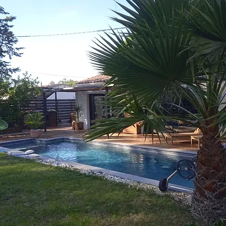 Corner Of Paradise With Heated Swimming Pool Vila