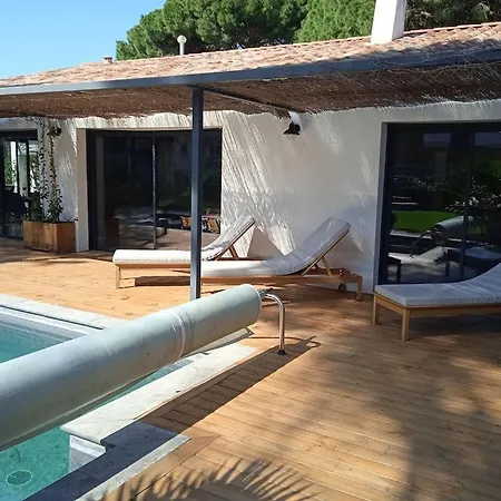 Villa Corner Of Paradise With Heated Swimming Pool