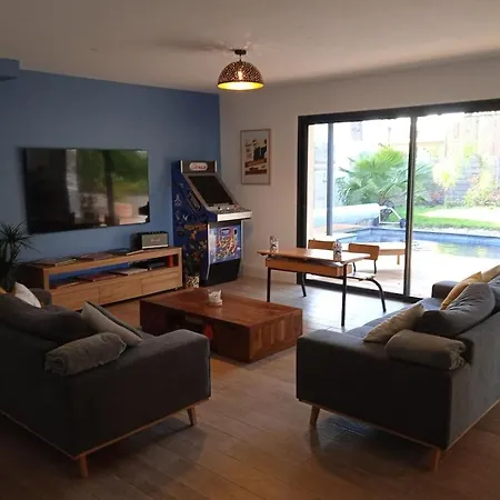 Corner Of Paradise With Heated Swimming Pool Villa