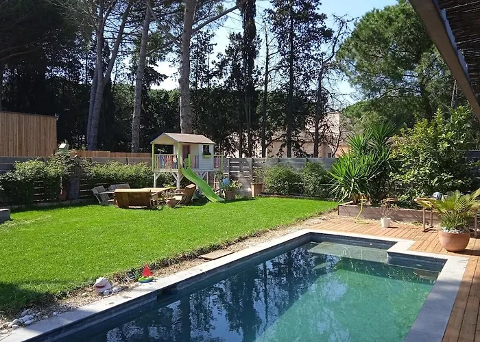 Βίλα Corner Of Paradise With Heated Swimming Pool