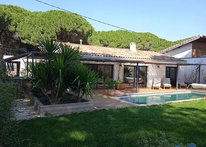 Corner Of Paradise With Heated Swimming Pool