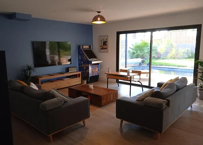 Corner Of Paradise With Heated Swimming Pool Βίλα