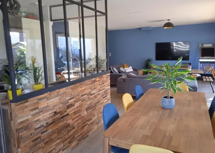 Βίλα Corner Of Paradise With Heated Swimming Pool Aigues-Mortes