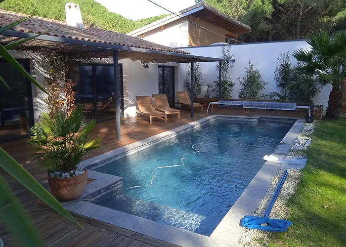 Corner Of Paradise With Heated Swimming Pool Aigues-Mortes