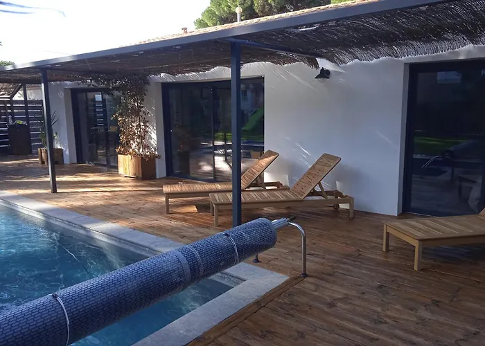 Corner Of Paradise With Heated Swimming Pool *